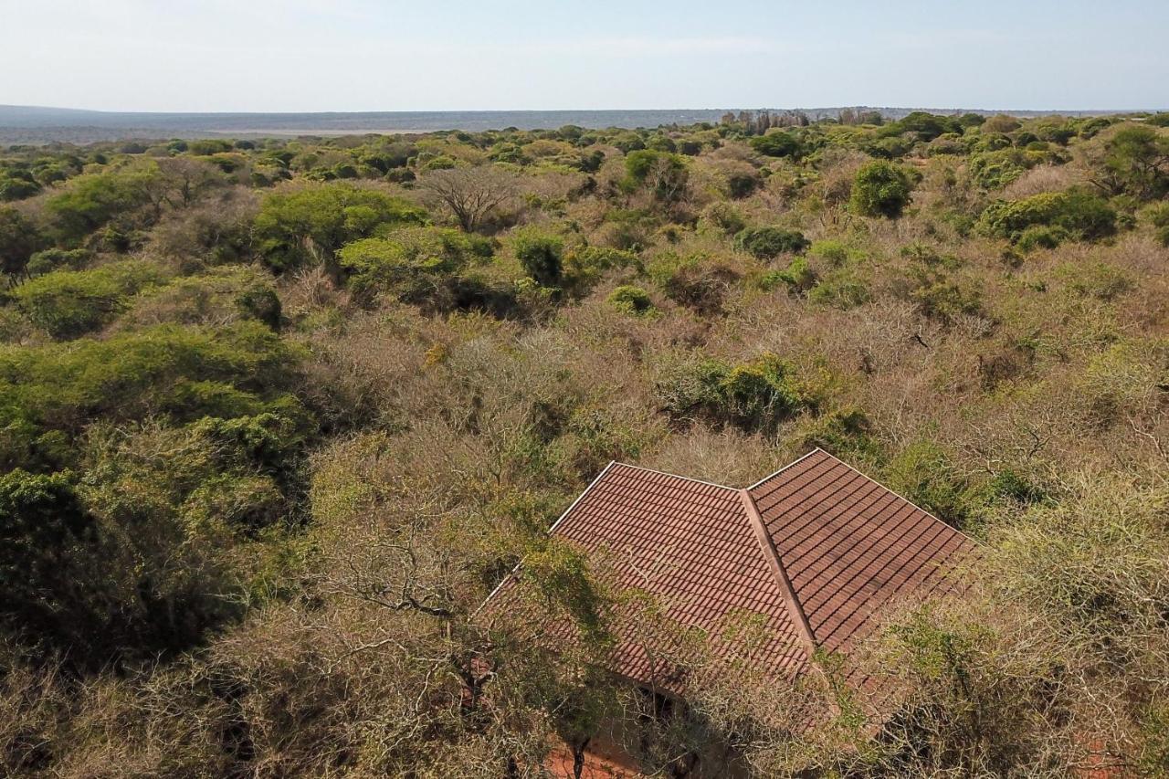 Umkhumbi Lodge Hluhluwe Exterior foto